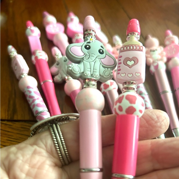 3 for $10 Handmade BEADED PENS Baby Girl πΈ - Picture 2 of 6